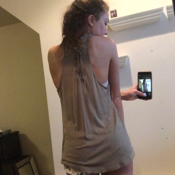 Short & Top Set - Picture 3 of 4